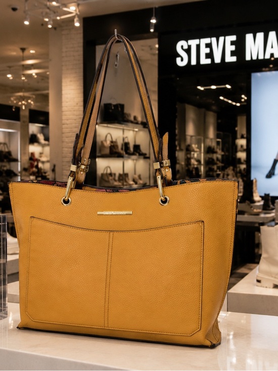 Steve Madden Handbags - Steve Madden Mustard Yellow Pebbled Leather Tote EUC